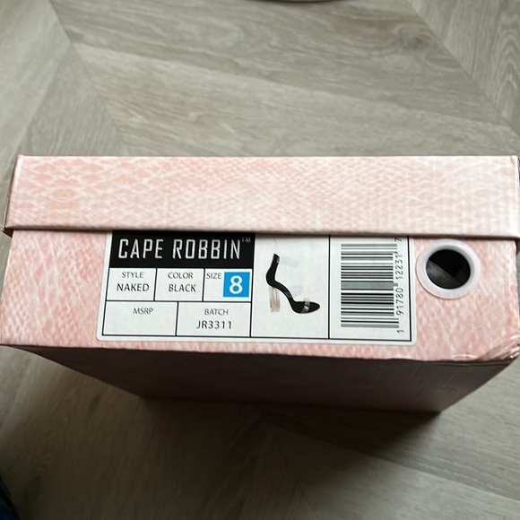 Cape Robbin Maria-7 Lucite Clear Perspex Block Heel Open Peep Toe Sandal Size 8 - Picture 12 of 12